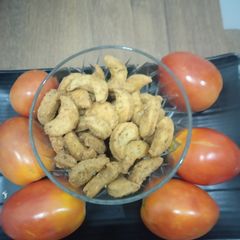 A picture of Cashew Namak Paare.