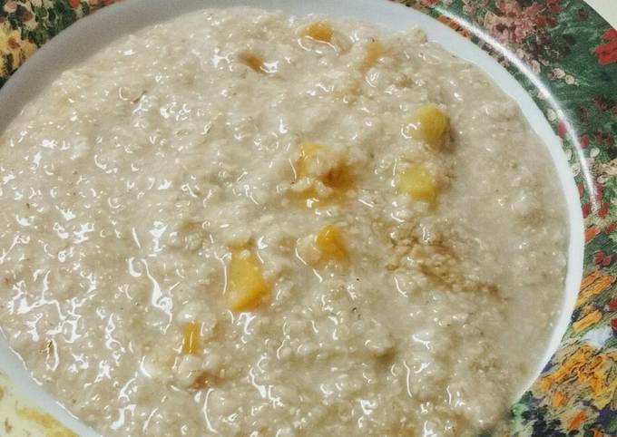 Simple Way to Prepare Award-winning Peaches and Cream Cheese Oatmeal