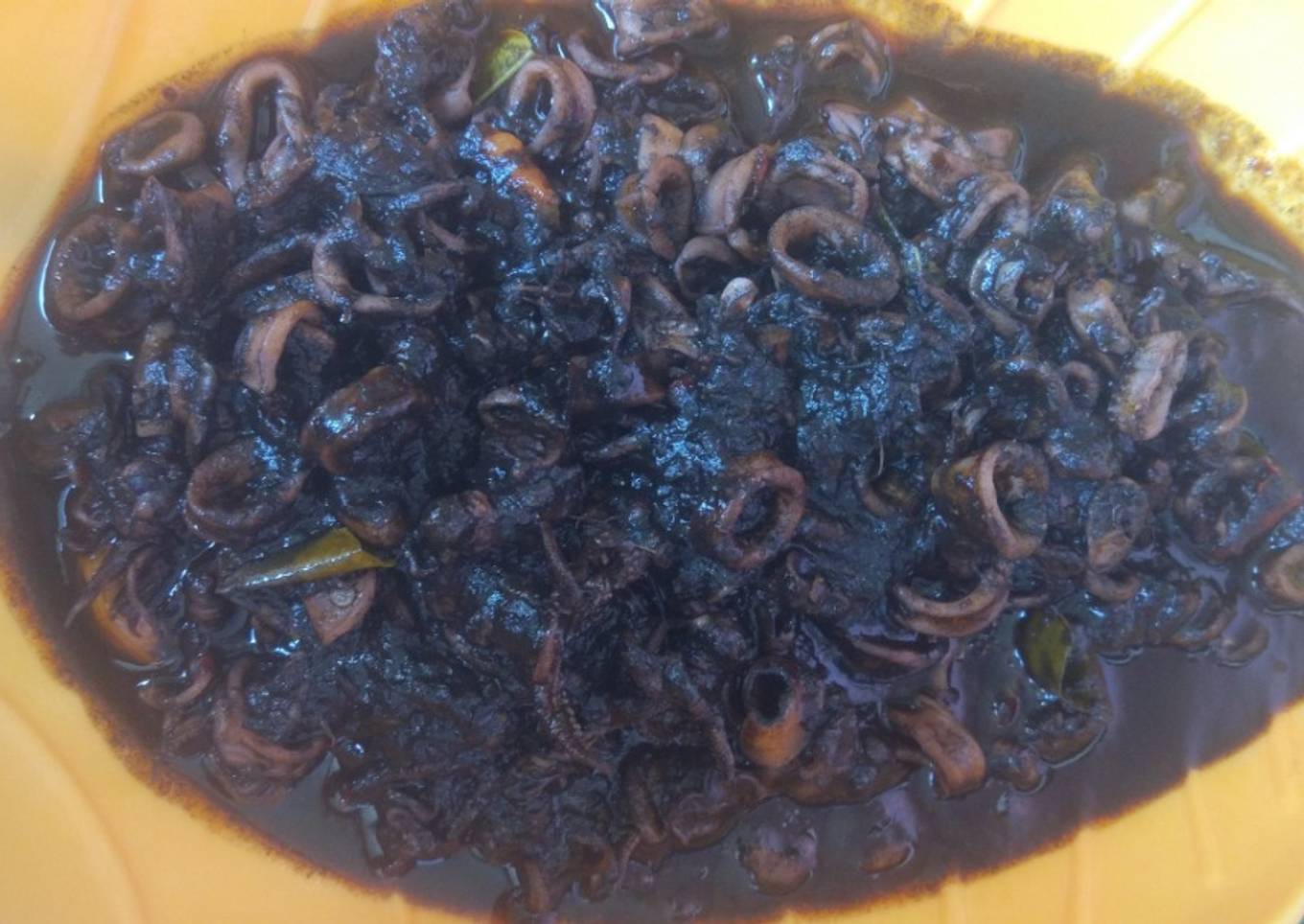 Cumi hitam musiman Bali