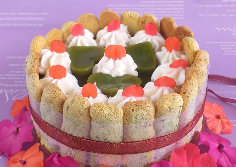 Charlotte Cake Bayam
