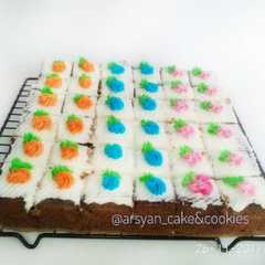 รูปของ Cake Coklat Hias Potong