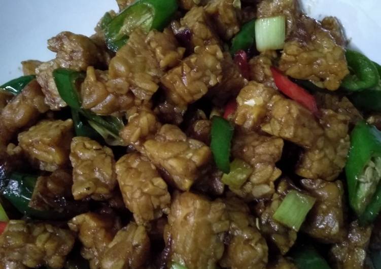 Orek-orek tempe cabe ijo