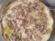 Una foto de pizza de arvejas