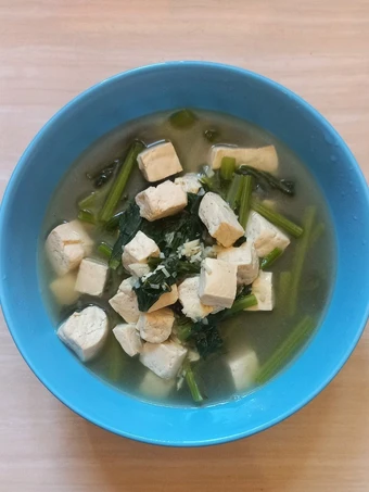 Cara Mudah Membuat Resep Sayur Bening Sawi Hijau Tahu yang Uenak Anti Ribet, Mantap Sekali