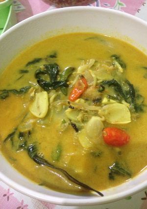 Foto resep Gulai daun singkong teri medan rawit utuh