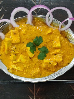 પનીર કોરમા (Paneer Korma Recipe in Gujarati) રેસીપી મુખ્ય ફોટો