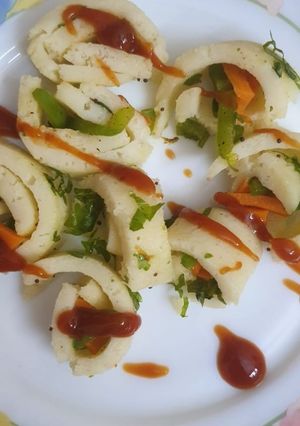 A picture of Suzi veg roll.