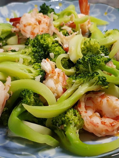 綠花椰菜炒蝦仁 的食譜成品照片