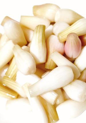 Hình của món Dưa hành (Hành muối).