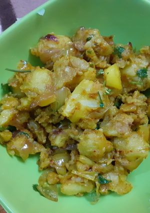 आलू प्याज की चटपटी सब्जी की रेसिपी इन हिंदी रेसिपी मुख्य फोटो