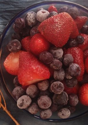 Una foto de Helado de frutos rojos