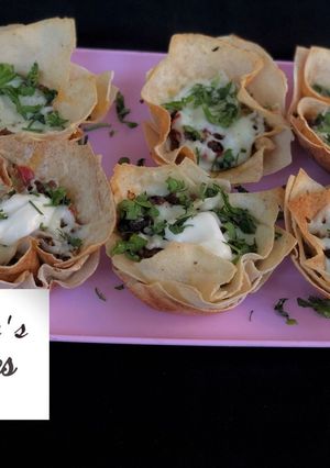 A picture of Cheesy Taco cups 🌮.
