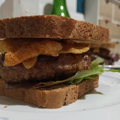 Hamburguesa rellena de queso Receta de Fer en la Cocina- Cookpad