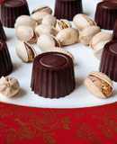 Bombones de chocolate casero con corazón de pistacho 💚 de la película Chocolat 📽
