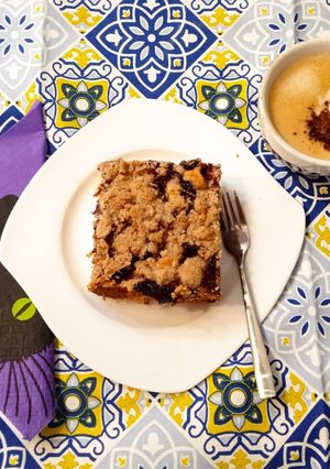 Szilvás-fahéjas morzsasüti recept fotója