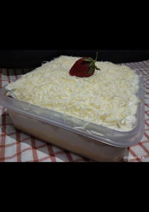 Foto resep Tres leches / milk bath cake