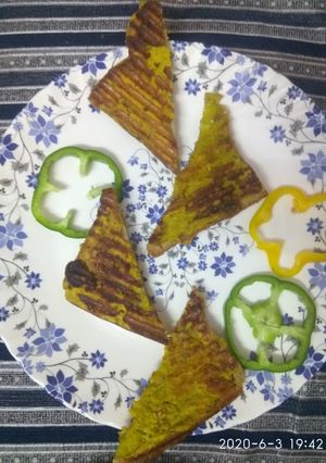 A picture of Besan grill toast bread.