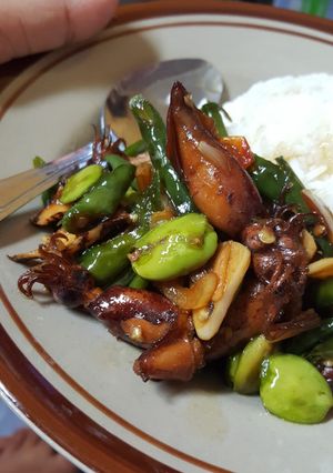 Foto resep Cumi asin pete cabe ijo