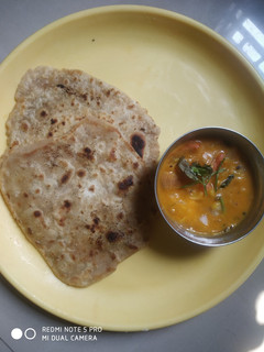 சப்பாத்தி வித் இன்ஸ்டன்ட் குருமா செய்முறை முக்கிய புகைப்படம்