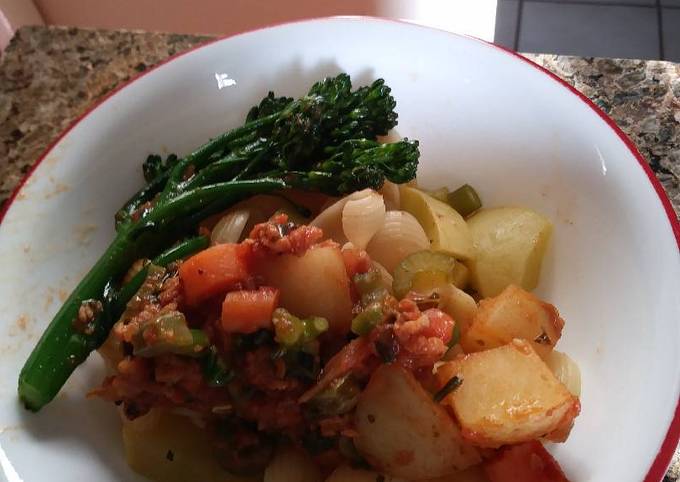 Louie's meatless Bolognese casserole: )