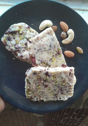 રોસટીલા (Rostila Recipe In Gujarati) રેસીપી મુખ્ય ફોટો