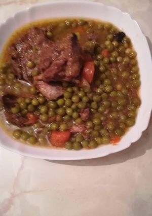 Foto principal de Guisantes con costillas de jabalí en la olla GM g