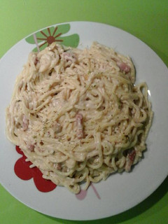 Una foto de Spaguetti con salsa carbonari y paté
