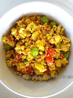 सोया पनीर भुर्जी (Soya Veggie Scramble recipe in Hindi) रेसिपी मुख्य फोटो