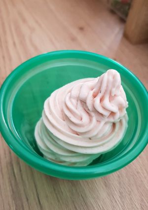 Φωτογραφία της συνταγής Soft icecream φράουλα