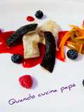 Filetto di rombo chiodato con julienne di verdure e riduzione di frutti rossi
