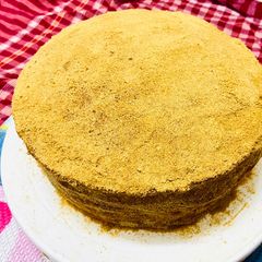 A picture of Russian honey cake.