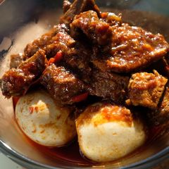 A picture of Balado Beef and Egg.