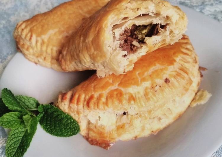 Simple Way to Make Award-winning Oregano Meat pies #kidsfavorite#themechallenge