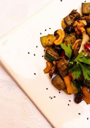 Una foto de Ensalada tibia agridulce