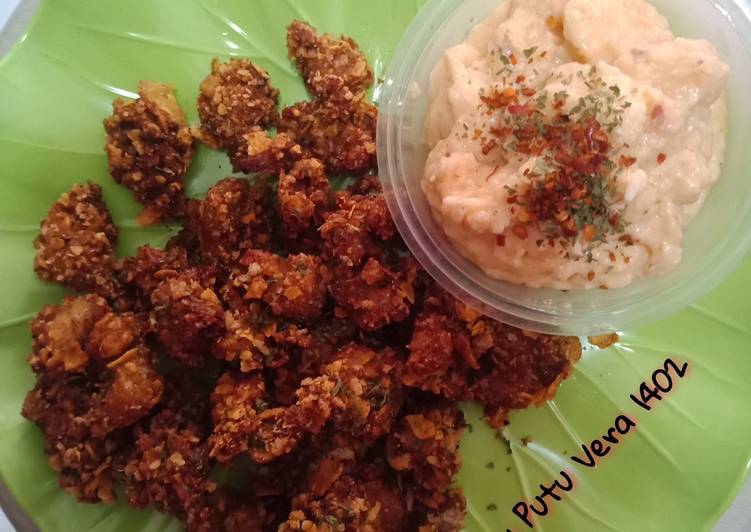 Chicken Popcorn dengan Saus Keju