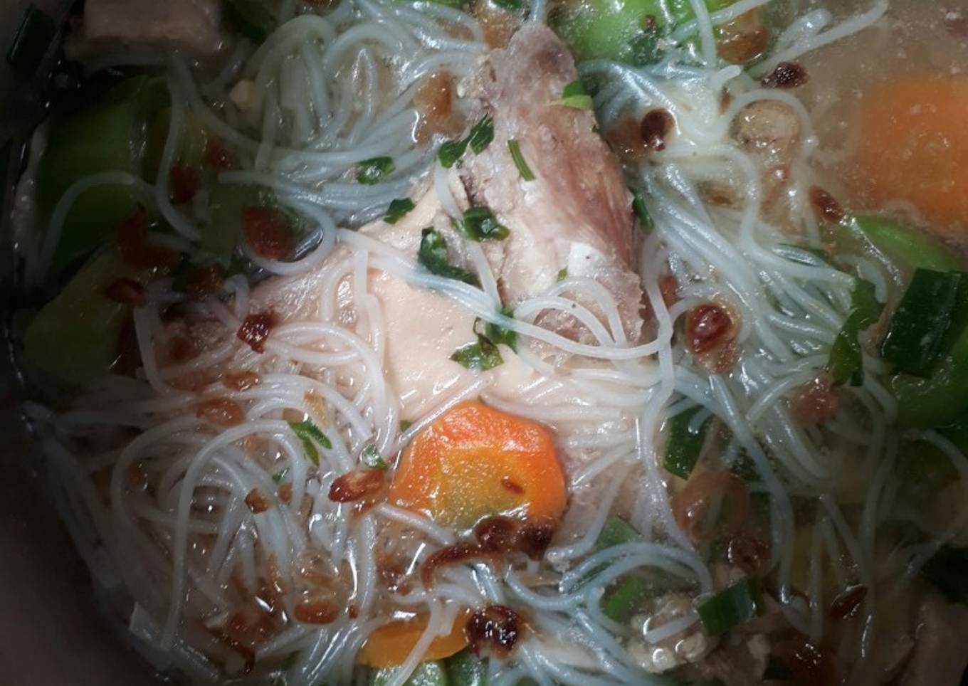 Sop oyong tulang sapi