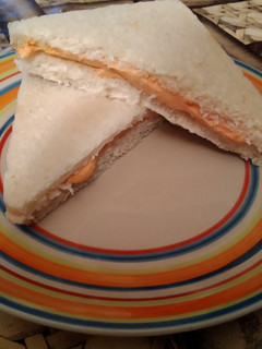 Una foto de Sándwich de queso con tomate estilo Rodilla con Thermomix