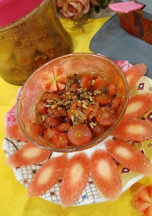 गाजर का मीठा अचार (Gajar Sweet Pickle recipe in Hindi) रेसिपी मुख्य फोटो