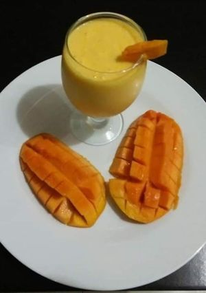 A picture of Mango Lassi💛🌼.