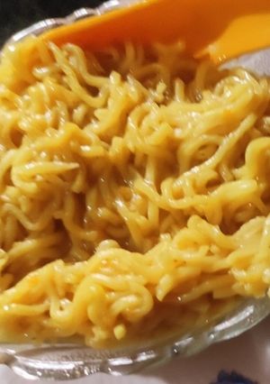 मैगी (maggi recipe in Hindi) रेसिपी मुख्य फोटो