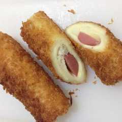 รูปของ Roti goreng isi sosis