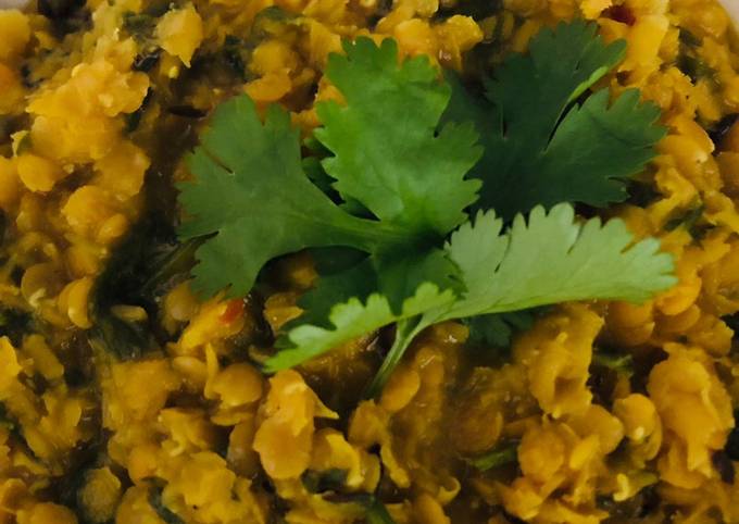 Carrot top and red lentil dal - vegan