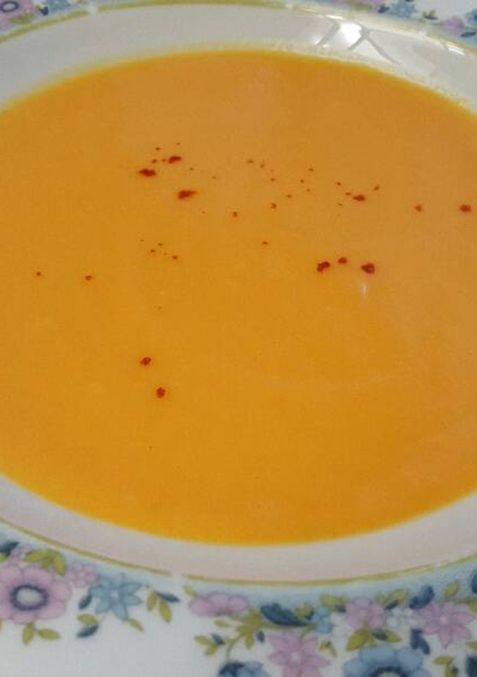 Una foto de Crema de calabaza al pimentón