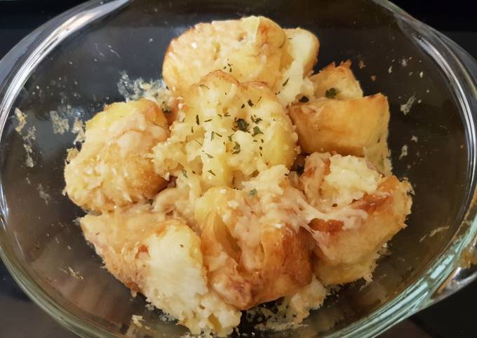 Parmesan smashed Roast Potatoes