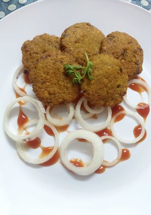 चने की दाल के कटलेट(CHANA DAAL KE CUTLET RECIPE IN HINDI) रेसिपी मुख्य फोटो