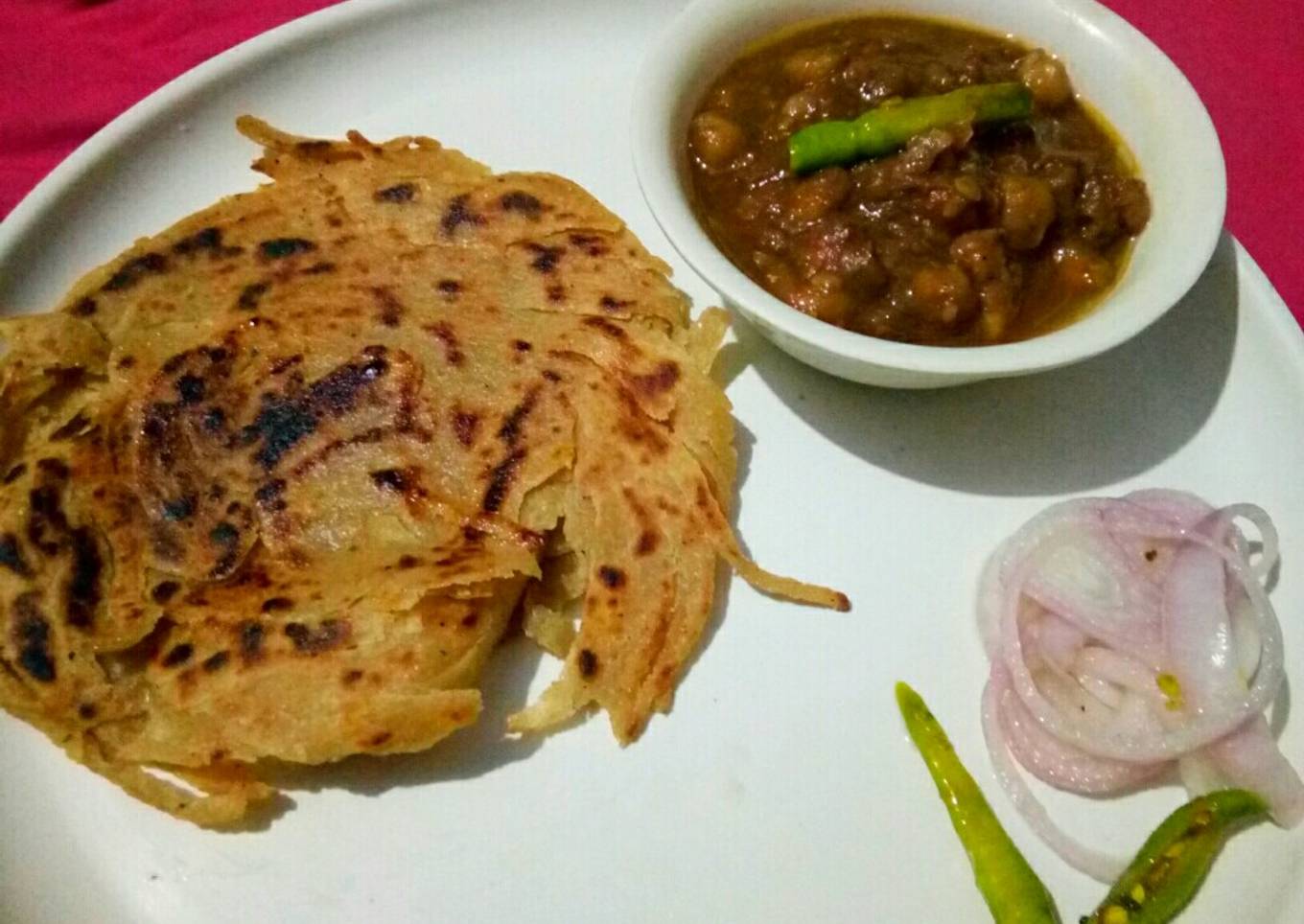 Amritsari chole with lacha paratha