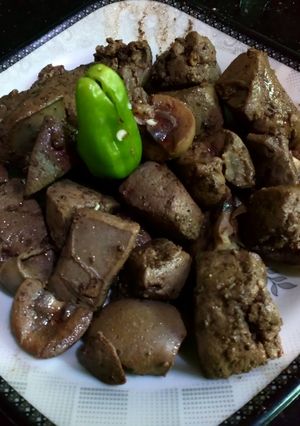 A picture of Fried kalejhi with kidney taste of black pepper.