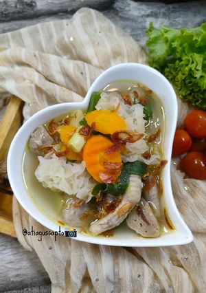 Foto resep Soup Sayur Jamur Salju (799)