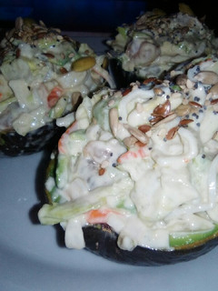 Una foto de Aguacates rellenos