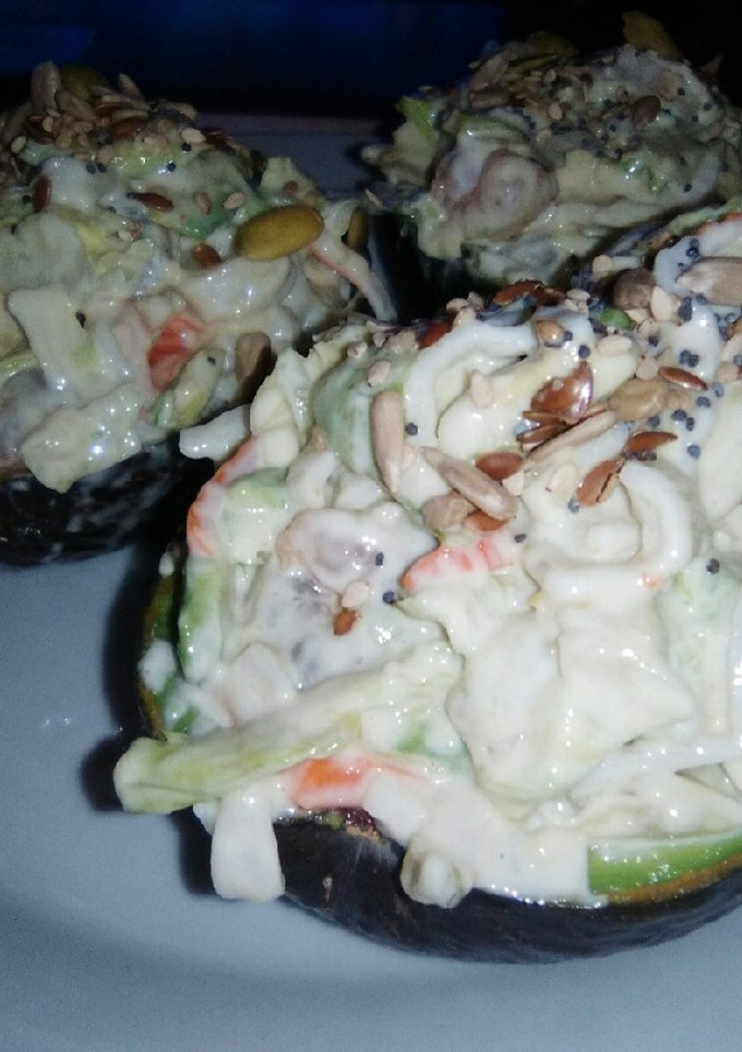 Una foto de Aguacates rellenos